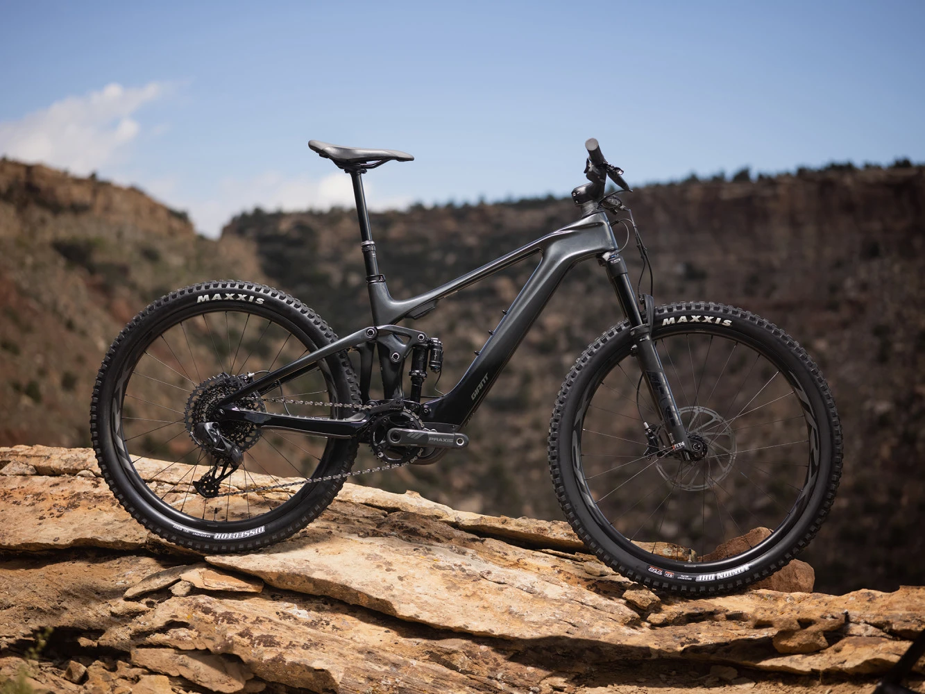 Giant TRANCE X ADVANCED E+ ELITE 1 - Carbon Electric Mountain Bike - 2023 - Gunmetal Black - Afbeelding 8